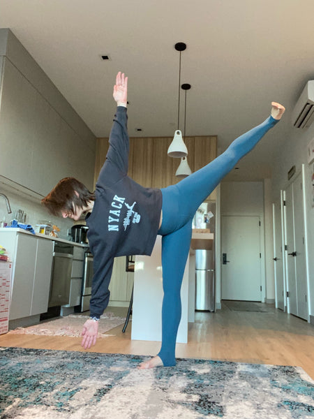 NYACK YOGI CROP SWEATSHIRT - MUDDY GREY